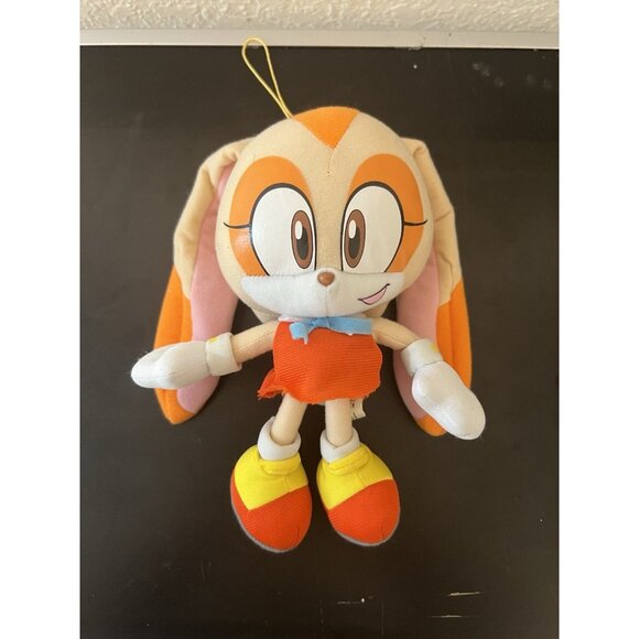 Sega Other - Sonic The Hedgehog Cream 7.5 Inch Plush